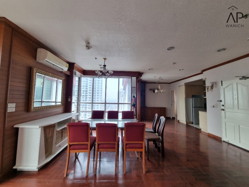 For SaleCondoRatchathewi,Phayathai : [Urgent sale] Condo Pathumwan Resort, size 90 sq m., corner room, 3 bedrooms, 3 bathrooms, next to Phahon Yothin Rd, Negotiable Price.