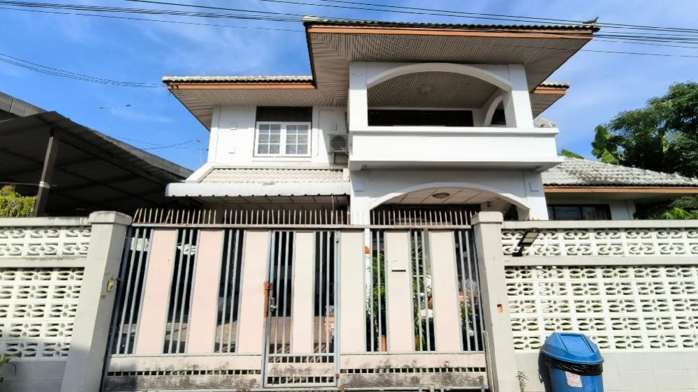 For SaleHousePinklao, Charansanitwong : Urgent sale!!! 2-story detached house, land size 96 sq m, usable area 200 sq m.