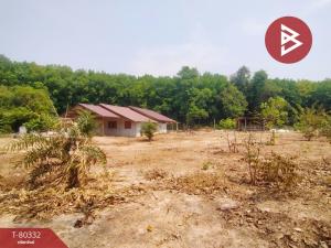 For SaleLandNakhon Phanom : Land for sale with buildings, area 7 rai 1 ngan 97 square wah, Kham Toei, Nakhon Phanom.