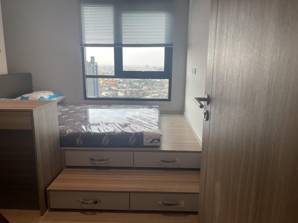 For RentCondoThaphra, Talat Phlu, Wutthakat : 💥🎉Hot deal. Altitude Unicorn Sathorn-Tha Phra [ALTITUDE UNICORN SATHORN-THA PHRA] beautiful room, good price, convenient travel, fully furnished. Ready to move in immediately. You can make an appointment to see the room.