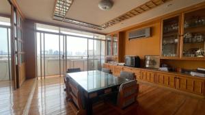 For SaleCondoKasetsart, Ratchayothin : Condo Benjasri Vibhavadi 67.58 sq m. Ngamwongwan, opposite Kasetsart University, next to Vibhavadi Hospital, 1 bedroom, 2 bathrooms, Chatuchak