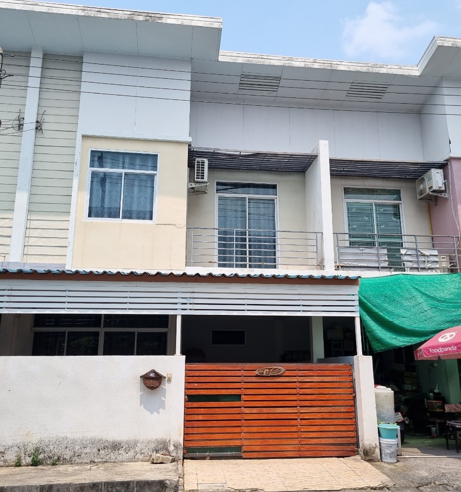 For RentTownhousePathum Thani,Rangsit, Thammasat : PT5 Townhouse for rent, Thai Somboon Village 3, Rangsit, Khlong 3 #Townhouse Rangsit #Townhouse Khlong 3 #Thai Somboon Townhouse #Rangsit Nakhon Nayok Road