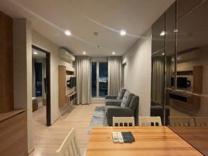 For SaleCondoSathorn, Narathiwat : Urgent sale, beautiful room, river view, Rhythm sathorn condo, near the BTS, only 6.6 million.