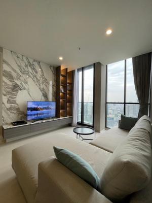 For SaleCondoWitthayu, Chidlom, Langsuan, Ploenchit : 📢👇Sell with tenant contract til October 24 rental price 85k, condo has special entrance direct to BTS, corner fully furnished face north and east, unblocked view, private lift