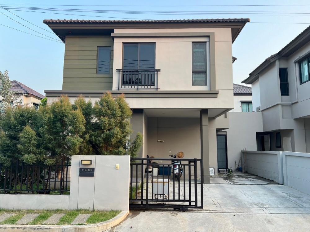 For SaleHousePathum Thani,Rangsit, Thammasat : Urgent sale!! Cheaper than the project, 2-story house, potential location next to Tiwanon Road. Near Bangkadi Industrial Park and Si Rat Expressway Near Future Park, convenient travel, Rangsit-Pathum Road. Decorated and ready to move in