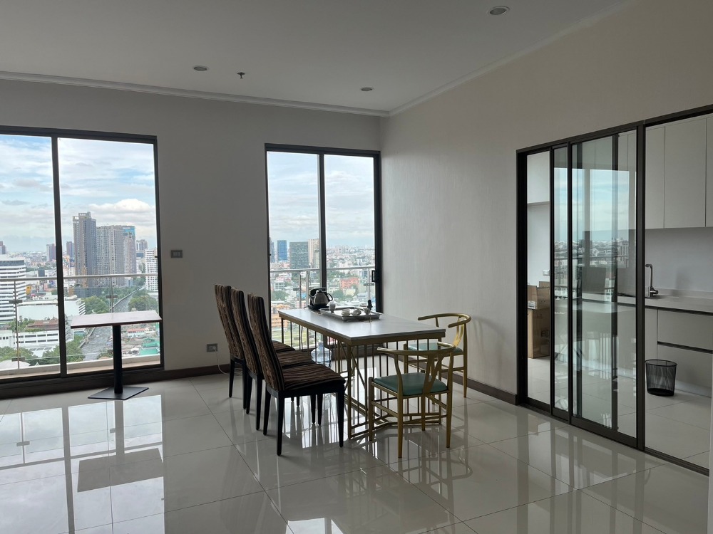 ให้เช่าคอนโดสุขุมวิท อโศก ทองหล่อ : Supalai Oriental Sukhumvit 39 : 3 Beds / Rent