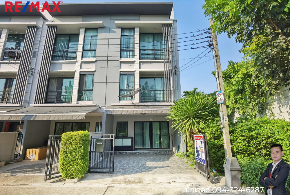 For SaleTownhouseRattanathibet, Sanambinna : Baan Klang Muang, Rattanathibet, end house, 33 sq.w., built-in extension throughout the house, beautiful, new house, never lived in, near the BTS, Nonthaburi 1 Intersection Station, 500 meters, near Central Rattanathibet