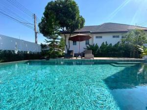 For RentHousePattaya, Bangsaen, Chonburi : RENT | POOL VILLA 6 BEDROOMS Pattaya • Huaiyai