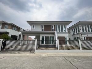 For SaleHouseNonthaburi, Bang Yai, Bangbuathong : sell ! House with land near Kanchanaphisek Road, new house, just completed, 4 bedrooms, 3 bathrooms, usable area 201 sq m, land area 60 sq m.