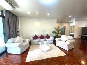 ให้เช่าคอนโดสุขุมวิท อโศก ทองหล่อ : 3 Bedrooms for rent at Sukhumvit 31 near Anglo Singapore International School