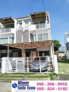 For RentTownhousePattanakan, Srinakarin : Townhome for rent, 3 floors, Baan Ma, Rama 9, Srinakarin, 19 sq m, near Airport Link, Ban Thap Chang, 3 rooms.