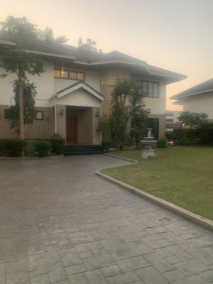 For RentHouseOnnut, Udomsuk : ❤️❤️ Beautiful luxury detached house for rent, fully furnished, ready to move in, Soi Pridi Banomyong 42, Khlong Tan Nuea, Watthana, Bangkok, near Sukhumvit 71 Road, area 300 sq m. Interested, line tel 0859114585 ❤️ The house has a garden, swimming pool, 