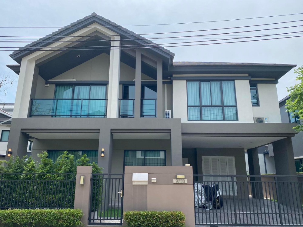 For SaleHousePattanakan, Srinakarin : ❖ Nice decoration ❖ 2-storey Single house, 3 bedrooms | Fully furnished, worth almost 2 million | Drive into the city only 30 minutes | Close to the motorway, only 10 minutes.