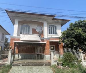 For SaleHouseNakhon Pathom : 2-story detached house for sale, selling below market price!! 56 sq m. 187 sq m. (Owner sells himself) My Home Town Village, 3 bedrooms, 2 bathrooms, Don Yai Hom Subdistrict, Mueang Nakhon Pathom District, Nakhon Pathom Province.