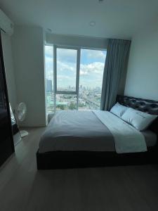 For RentCondoPinklao, Charansanitwong : Condo for rent, De Lapis Charan 81, near MRT Bang Phlat.