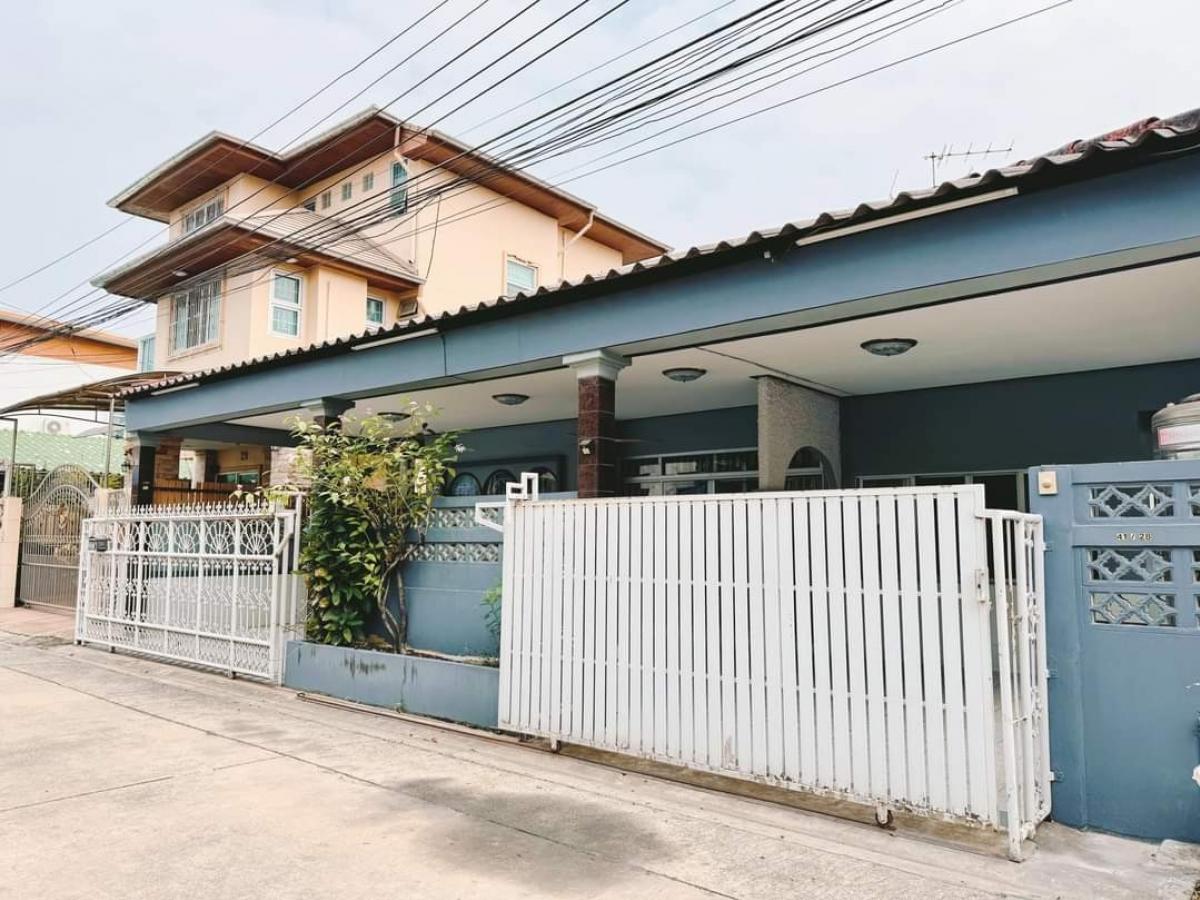 For RentTownhouseChokchai 4, Ladprao 71, Ladprao 48, : Single house for rent, Chokchai 4, Lat Phrao