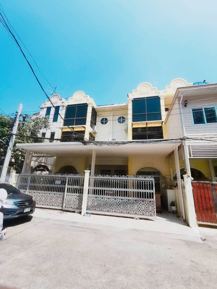 For SaleLandRatchadapisek, Huaikwang, Suttisan : House for sale, Townhome Vibhavadi 20, MRT Ratchada.