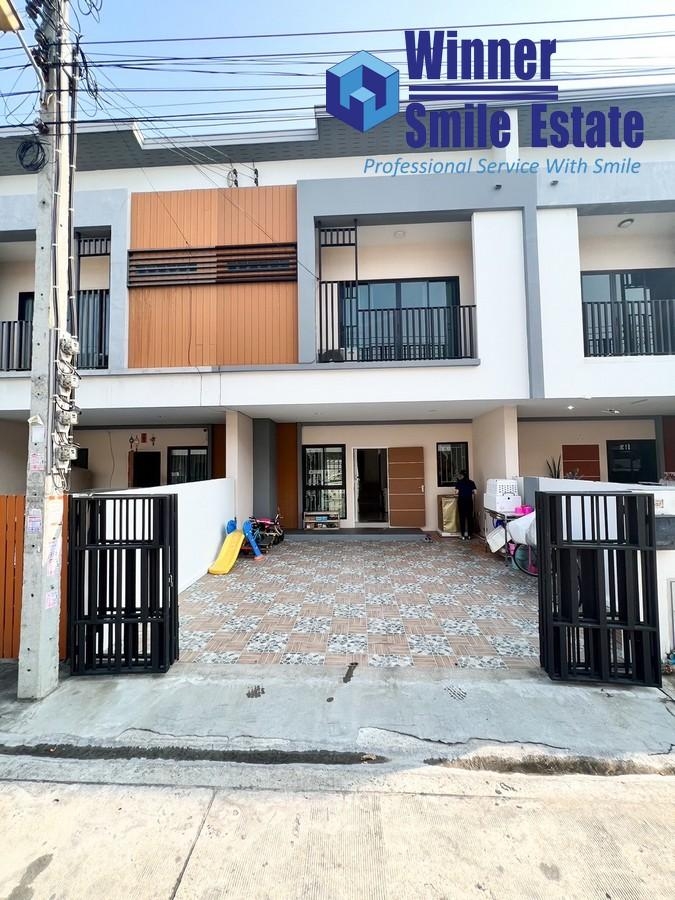 For SaleHouseBangna, Bearing, Lasalle : ✔✔House for sale, Rest Town Bang Na, Soi Wat Salut, ready to add a kitchen behind the house💖💖