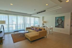 For RentCondoWongwianyai, Charoennakor : The River by Raimon Land - High Floor 3 Beds Condo for Rent!