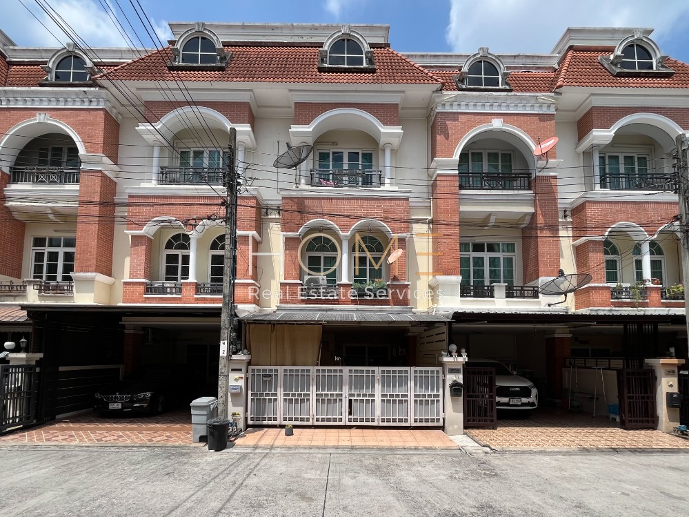 For SaleTownhouseKaset Nawamin,Ladplakao : Good condition, ready to move in ✨ Townhome Casa City Ladprao / 3 bedrooms (for sale), Casa City Ladprao / Townhome 3 Bedrooms (FOR SALE) RUK736