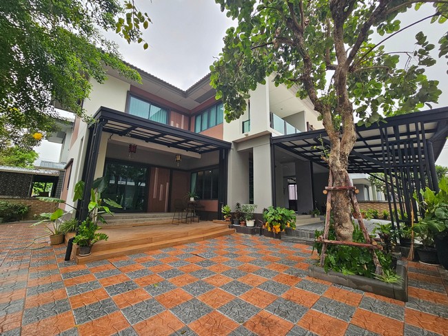 For SaleHouseBangna, Bearing, Lasalle : sss462 Single house for sale, Burasiri Wongwaen-Onnuch corner house.