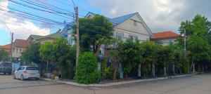 For SaleHousePhutthamonthon, Salaya : 2-storey detached house for sale, corner unit, Krantawadi University, Phutthamonthon Sai 3, next to Ban Thong Yot Badminton School.