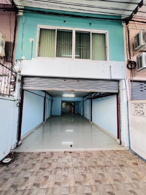 For SaleShophouseNonthaburi, Bang Yai, Bangbuathong : Commercial building for sale, good location, 4.5 floors, Phimonrat, Bang Bua Thong, Nonthaburi, opposite the Bang Bua Thong Land Department.