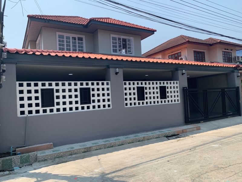 For SaleHouseMin Buri, Romklao : 2-story detached house, area 49.6 sq m, KC Garden Home Village 4, Soi Nimitmai 40. The house has 3 bedrooms, 3 bathrooms.