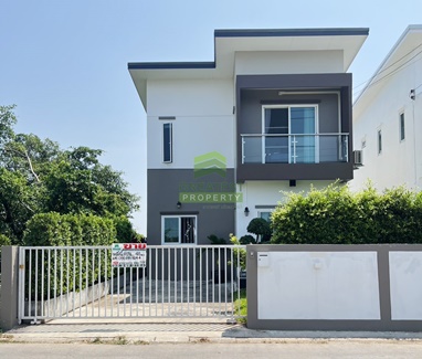 For SaleHouseMin Buri, Romklao : Laddawan Village, Nong Chok, Bangkok, urgent sale, 2-story detached house, area 40 sq m, beautiful, new, ready to move in.