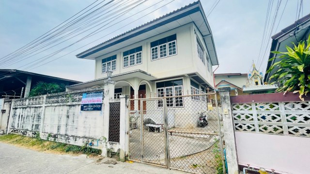 For SaleHouseCha-am Phetchaburi : 2-storey detached house for sale, area size 47 sq m, in the city of Phetchaburi province, quiet, convenient transportation, close to temples, schools, hospitals and Mueang Phetchaburi stores. Phetchaburi Province