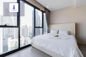 For RentCondoSukhumvit, Asoke, Thonglor : For rent at Ashton Asoke Negotiable at @condobkk (with @ too)