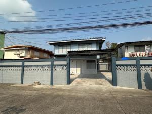 For RentHouseOnnut, Udomsuk : Newly Renovated House 2 Storey for Rent Sukhumvit 93 near BTS