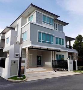 For RentHousePattanakan, Srinakarin : 3-story detached house for rent, Grand Bangkok Boulevard, Rama 9 - Srinakarin, beautiful, luxurious, ready to move in, near Stamford University. Interested? Line @841qqlnr