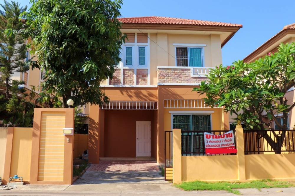 For SaleHouseSamut Prakan,Samrong : House for sale, Panthiya Phraeksa Village, Phraeksa, Mueang, Samut Prakan.