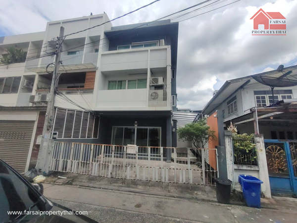 For RentTownhouseRatchadapisek, Huaikwang, Suttisan : Townhouse for rent, 3 floors, area 37 sq m, usable area 250 sq m, 5 bedrooms, 4 bathrooms, 6 air conditioners, Ratchada Road Soi 19, rental price 35,000 baht/month