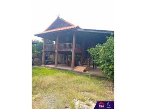 For SaleHousePhitsanulok : L080999 Large teakwood house for sale in the heart of Phitsanulok city with land. Near Central Phitsanulok