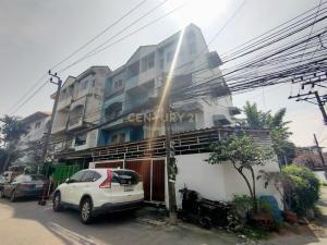 For SaleTownhouseLadprao, Central Ladprao : Townhouse for sale/rent, Ladprao 18, 4 floors, 46 sq.w, located in the community area, near the market and MRT Lat Phrao / 50-TH-65110