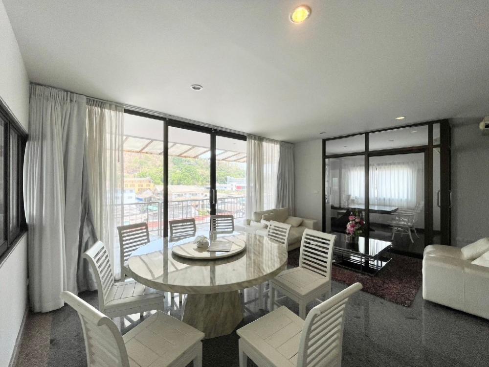 For RentCondoPhuket : 7th floor penthouse for rent in Phuket Town.