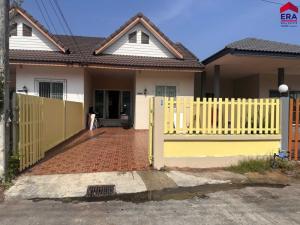 For SaleTownhouseKoh Samui, Surat Thani : L081024 Single story townhome for sale. Mongkolsit Village In Surat Thani city