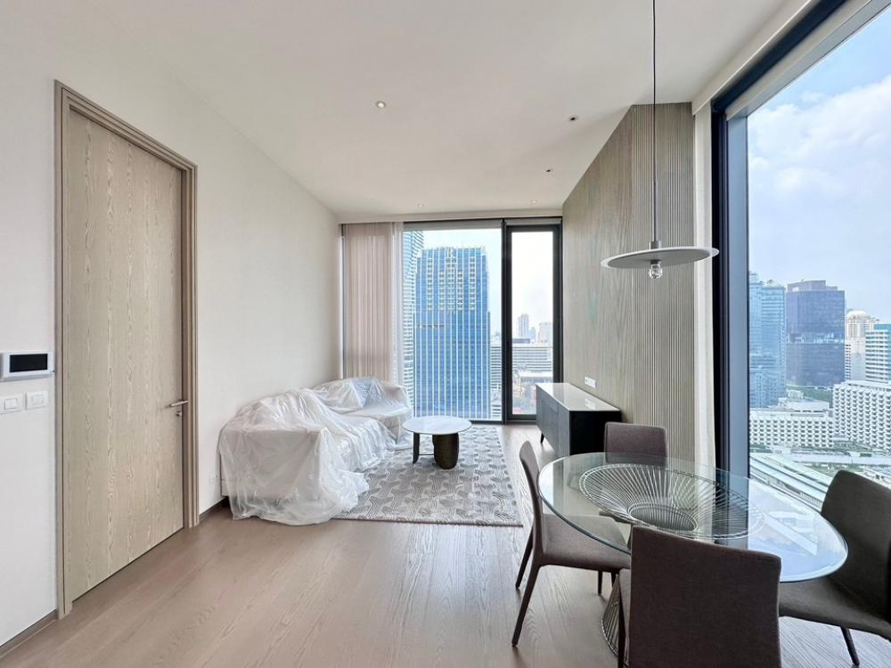 For RentCondoWitthayu, Chidlom, Langsuan, Ploenchit : 📢👇Brand new unit in brand new luxury project for rent near BTS Chidlom, Central Chidlom, Central Embaasy, unblocked view , nice decoration, ready to move inService included:- Maid service 3 times / week- 1 Parking lot- Valet Service 24 hours- GSA 24