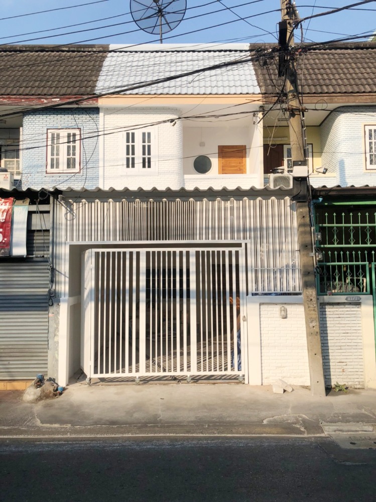 For SaleTownhouseOnnut, Udomsuk : 2-story townhouse, Sukhumvit 77, Soi On Nut 44, newly renovated, ready to move in, 10 minutes to BTS On Nut.