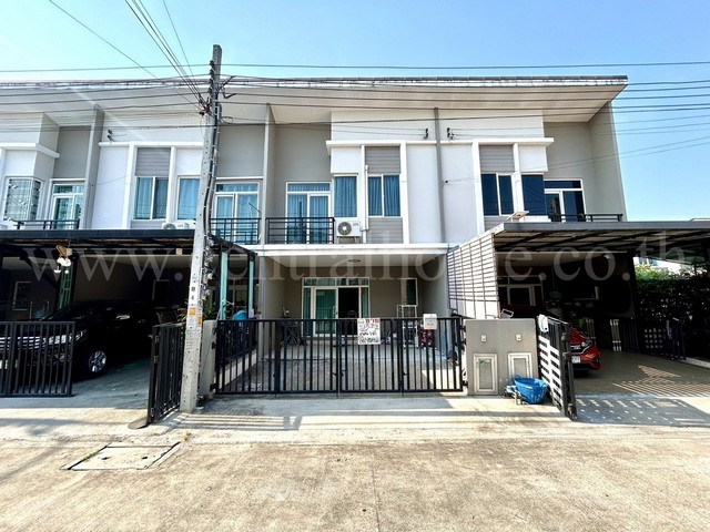 For SaleTownhouseRama5, Ratchapruek, Bangkruai : Townhome Gusto Wongwaen-Rama 5 near Kanchanaphisek Road.