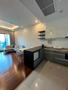 ขายคอนโดสาทร นราธิวาส : ศุภาลัย เอลีท สาทร-สวนพลู   Supalai Elite Sathorn-Suanplu penthouse 52 ตารางเมตร