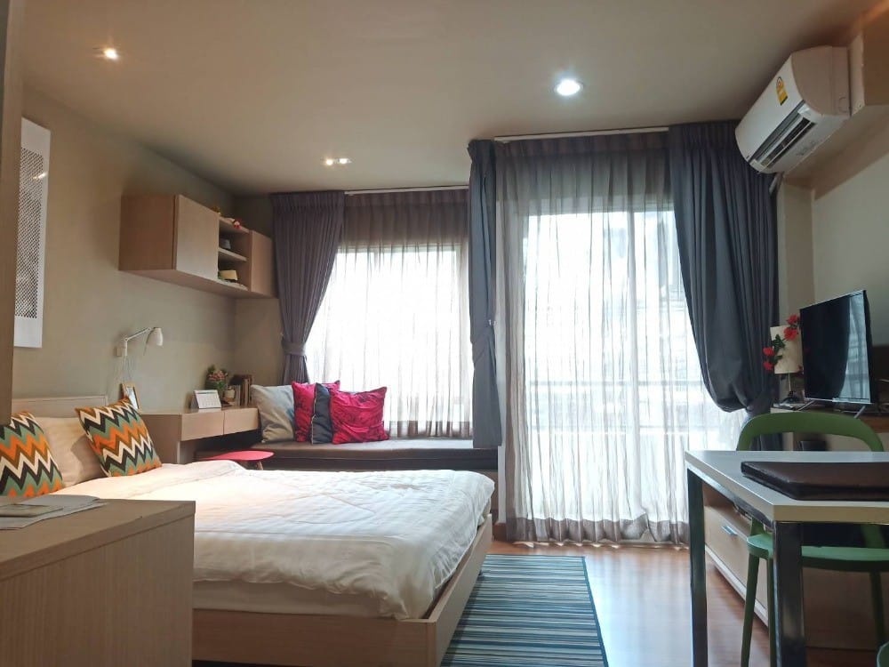 For SaleCondoSilom, Saladaeng, Bangrak : S-SRVCT101  Surawong City Resort, 2nd floor, city view, 28 sq m., studio, 1 bathroom, 2.78 million. 095-392-5645