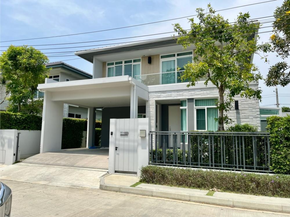 For SaleHouseNonthaburi, Bang Yai, Bangbuathong : Mansion Ratchapruek-Nakhon In Rattanathibet for sale, new house, large size in front of the garden, close to the club, addition of SCG Glass House, remote control door in front of the house, wont hit anyone. Near the Bang Phlu MRT station.