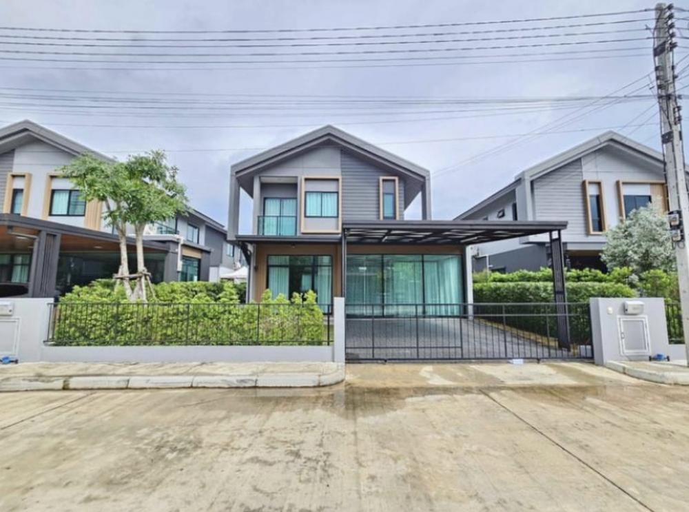 For RentHousePathum Thani,Rangsit, Thammasat : For rent, single house, Kanasiri Village, Ratchaphruek-346 Sansiri, 2-storey single house, area 52.1 sq.w., usable area 133 sq.m. (3 bedrooms, 1 glass room, can be used as a bedroom or living room, 2 bathrooms, parking for 2 cars)