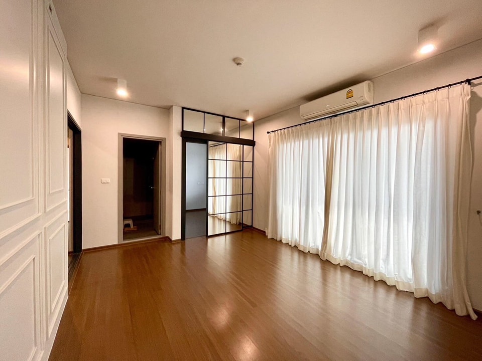 For SaleCondoSapankwai,Jatujak : S-IDPJU108  Ideo Phahon-Chatuchak, 30th floor, 2 bedrooms, 63.20 sqm. 9.6 million. 099-251-6615