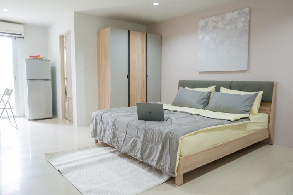 For SaleCondoRatchadapisek, Huaikwang, Suttisan : S-GPT107  Grand Park Town, 2nd floor, Building C, building view, 33 sq m., studio, 1 bathroom, 1.39 million. 064-959-8900