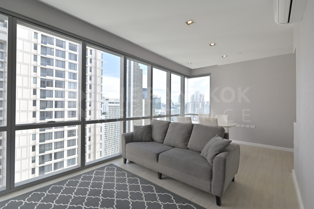 ขายคอนโดสุขุมวิท อโศก ทองหล่อ : The Room Sukhumvit 21 by Jam