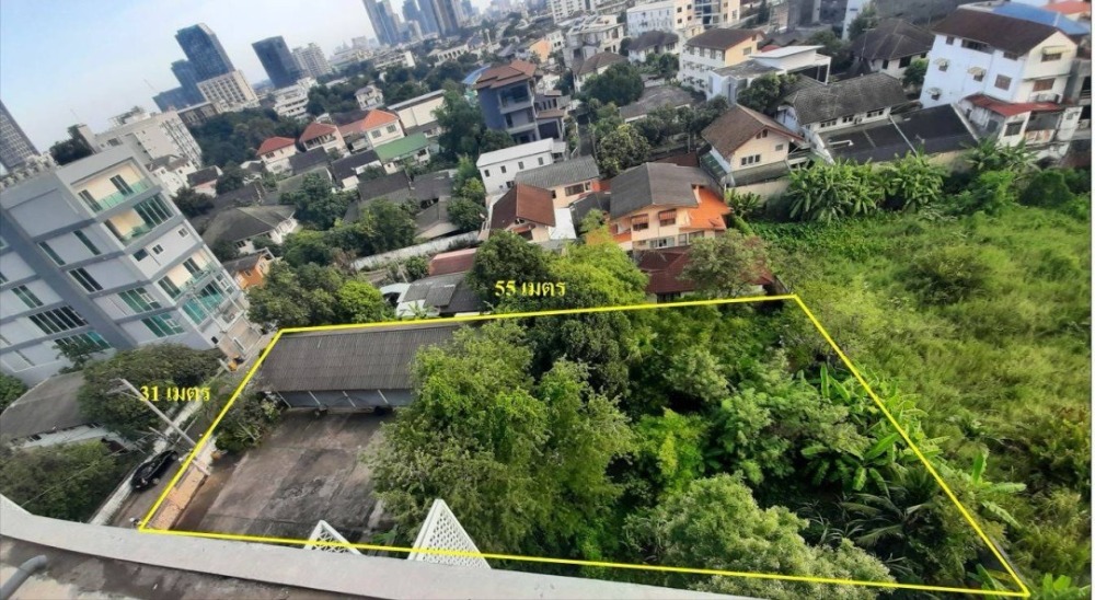 For SaleLandSukhumvit, Asoke, Thonglor : Land for sale, Sukhumvit Road 50, Soi Saeng Uthai, area 431 sq m, 300 meters from the expressway, 700 meters to Sukhumvit Road and BTS On Nut, Sukhumvit Road 50, potential location, convenient travel, close to the expressway and BTS On Nut, and has many c